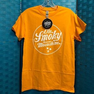 Ole Smoky Moonshine Bar T Shirt Tennessee Orange And Sticker New